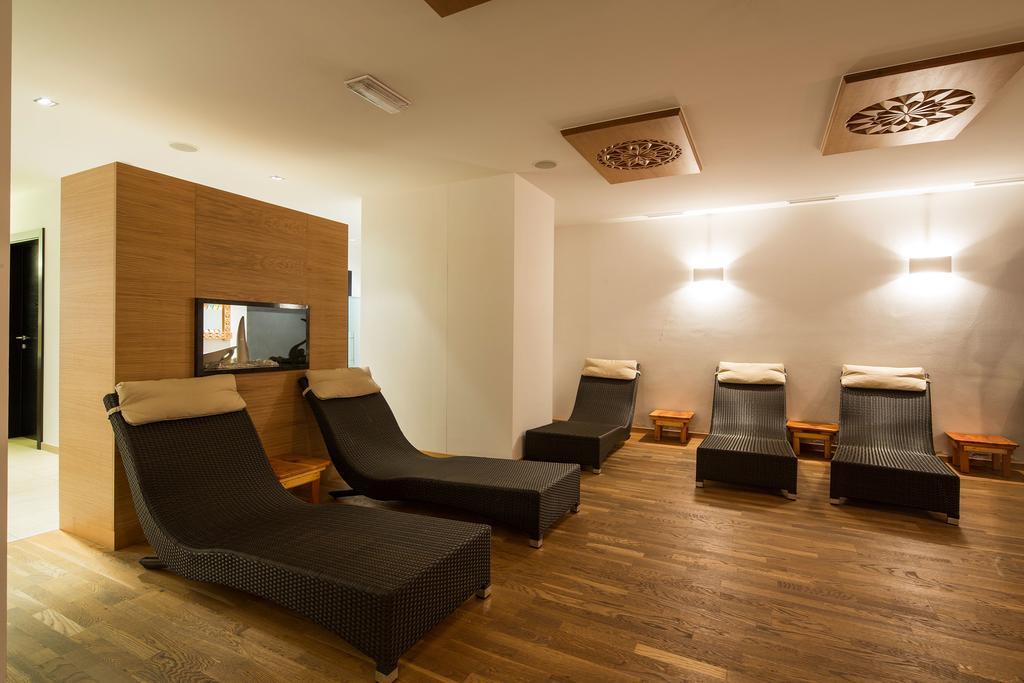 Hotel Rezia Ла Вилла Экстерьер фото