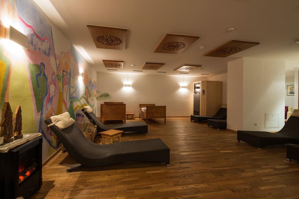 Hotel Rezia Ла Вилла Экстерьер фото