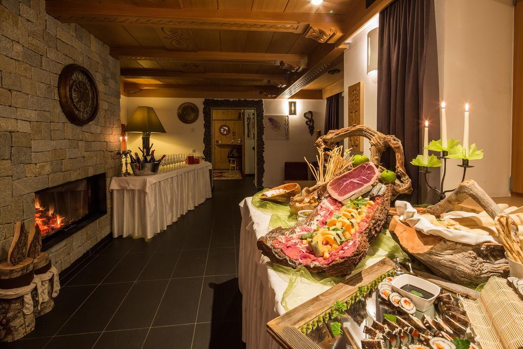 Hotel Rezia Ла Вилла Экстерьер фото