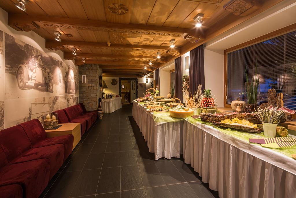 Hotel Rezia Ла Вилла Экстерьер фото