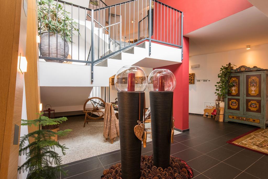 Hotel Rezia Ла Вилла Экстерьер фото
